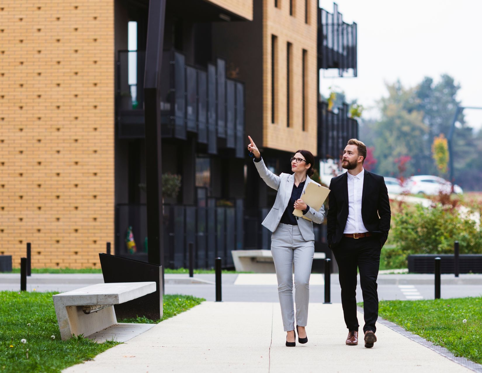 Real Estate Salesperson Program Ontario - Now Enroling